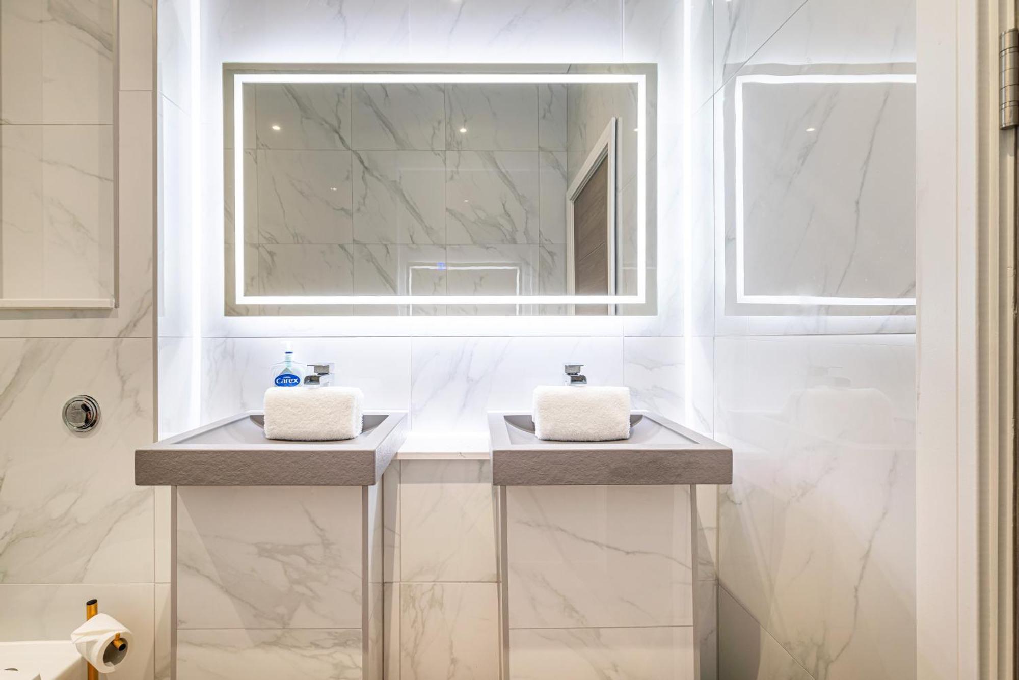 Epic Penthouse Collection Apartment Liverpool Room photo